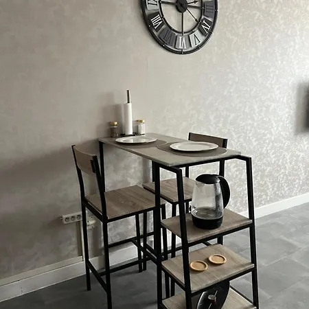 Joli Avec Parking Prive, Bien Situe 물랭